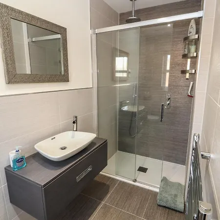 4 Centurion Rise Semesterbostad